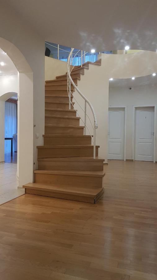 Sofia Apartments, 6 Rooms, 260m2 * VNO